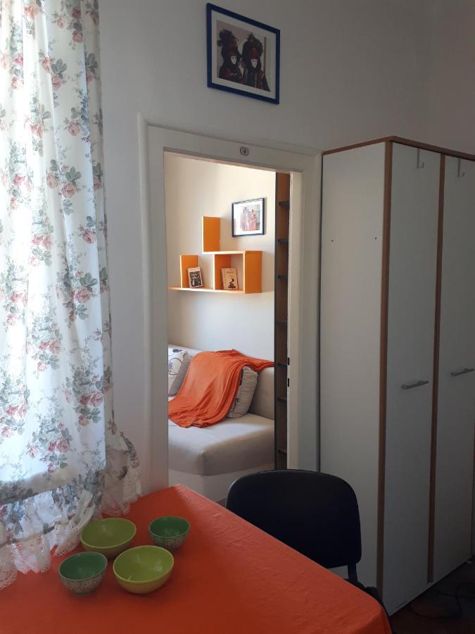 Apartamento Cozy Hikers Flat Belgrado Exterior foto