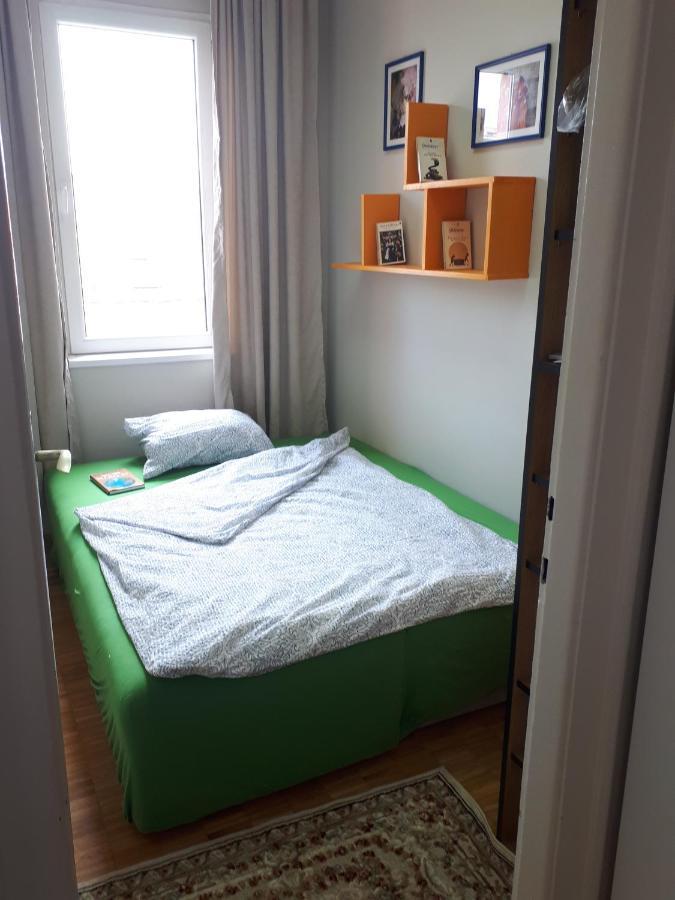 Apartamento Cozy Hikers Flat Belgrado Exterior foto