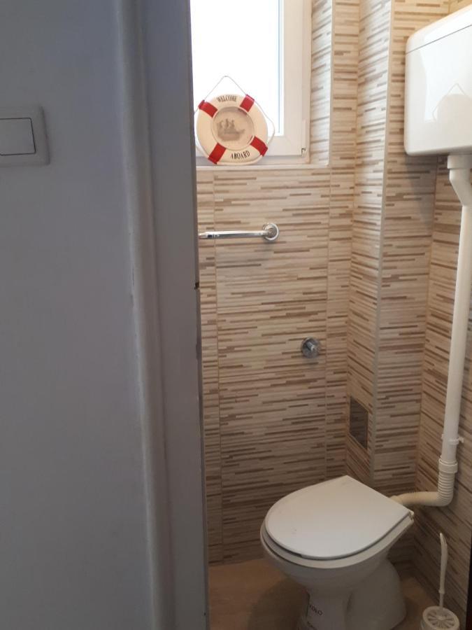 Apartamento Cozy Hikers Flat Belgrado Exterior foto