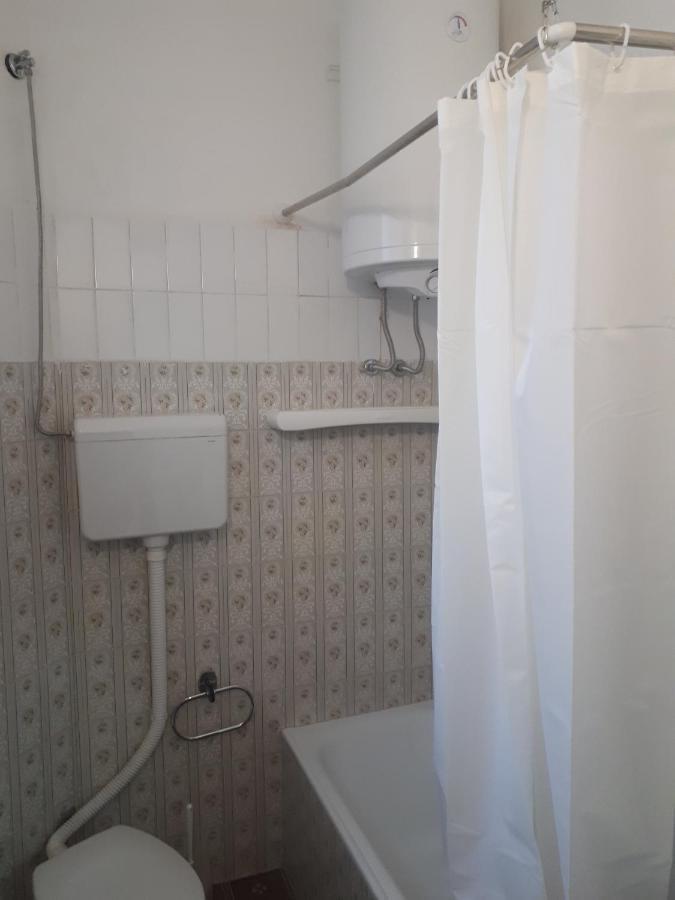 Apartamento Cozy Hikers Flat Belgrado Exterior foto