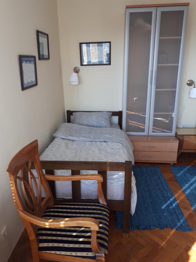 Apartamento Cozy Hikers Flat Belgrado Exterior foto